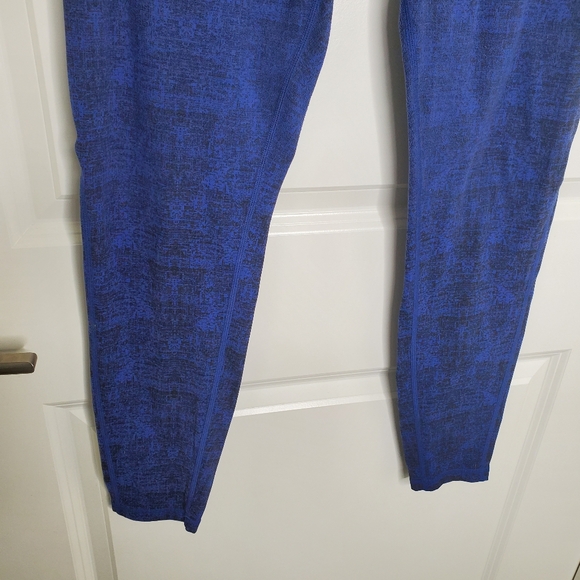 BuffBunny Legacy High Rise Hustle Print Rainfall Blue Tight Leggings - Picture 6 of 10